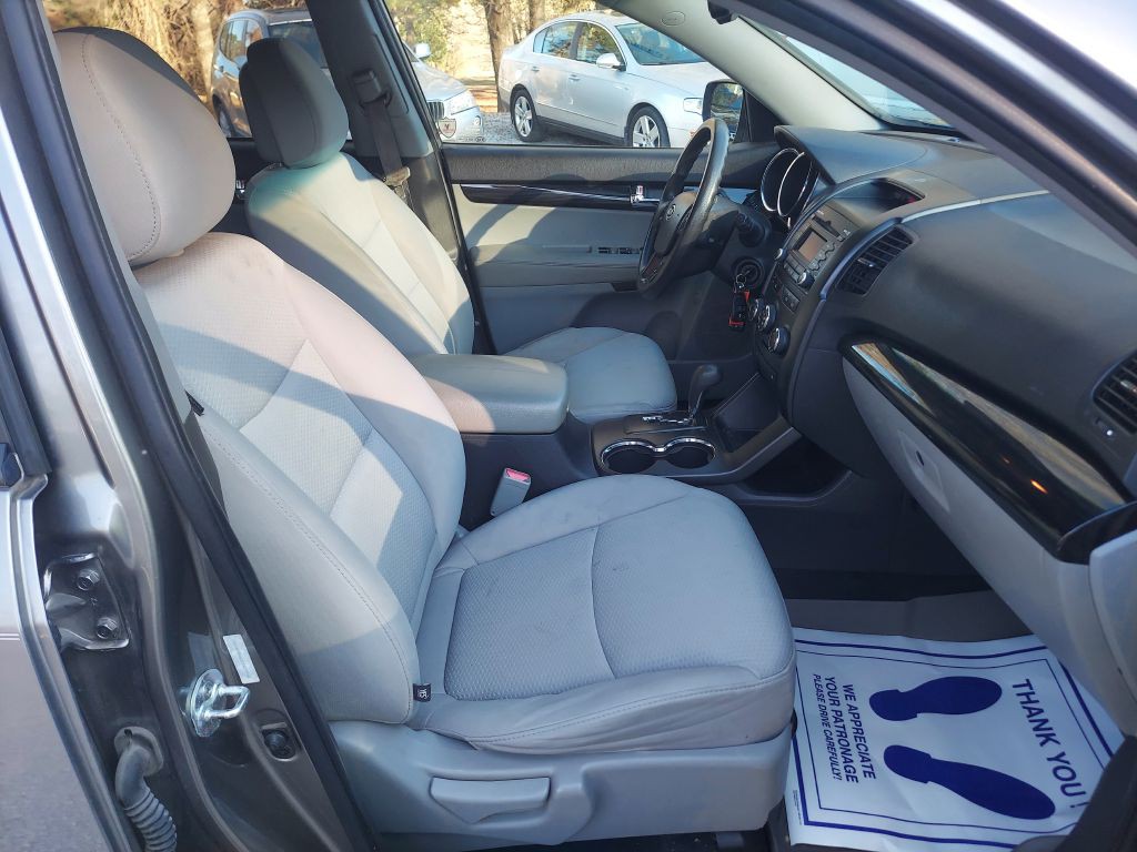 2012 Kia Sorento Image 14