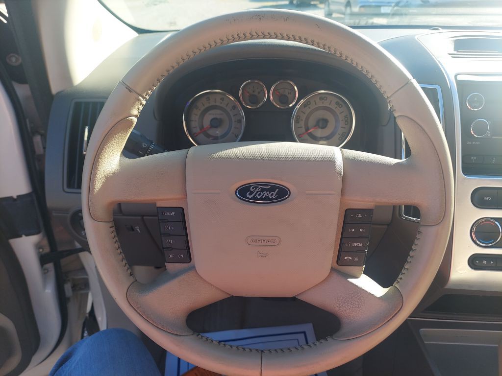 2010 Ford Edge Image 15