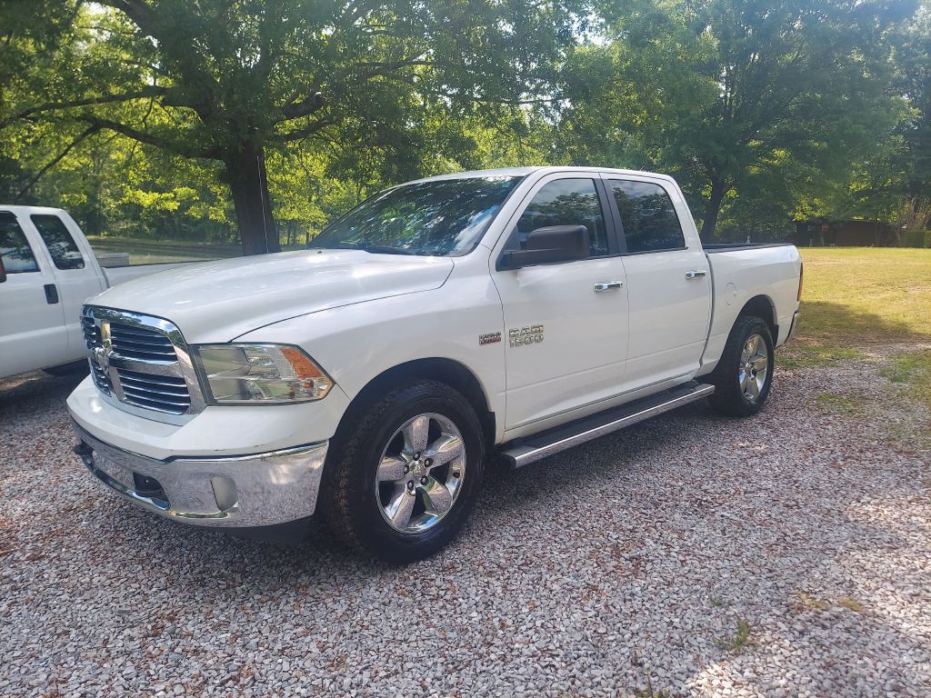 2014 RAM 1500 Image 1