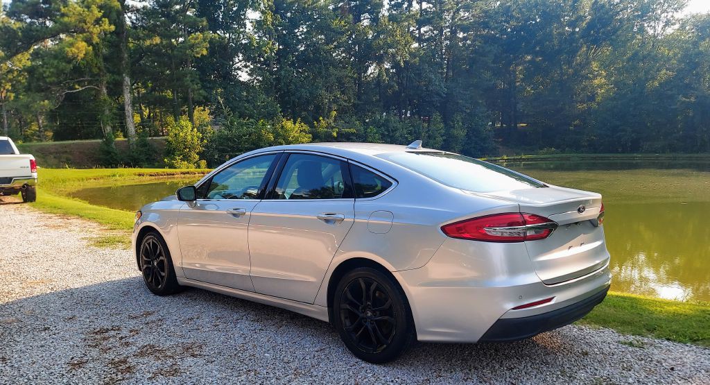 2019 Ford Fusion Image 3