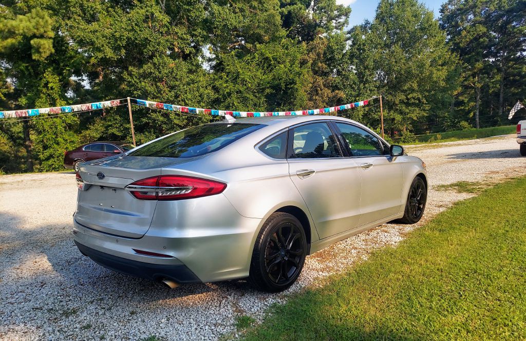 2019 Ford Fusion Image 5