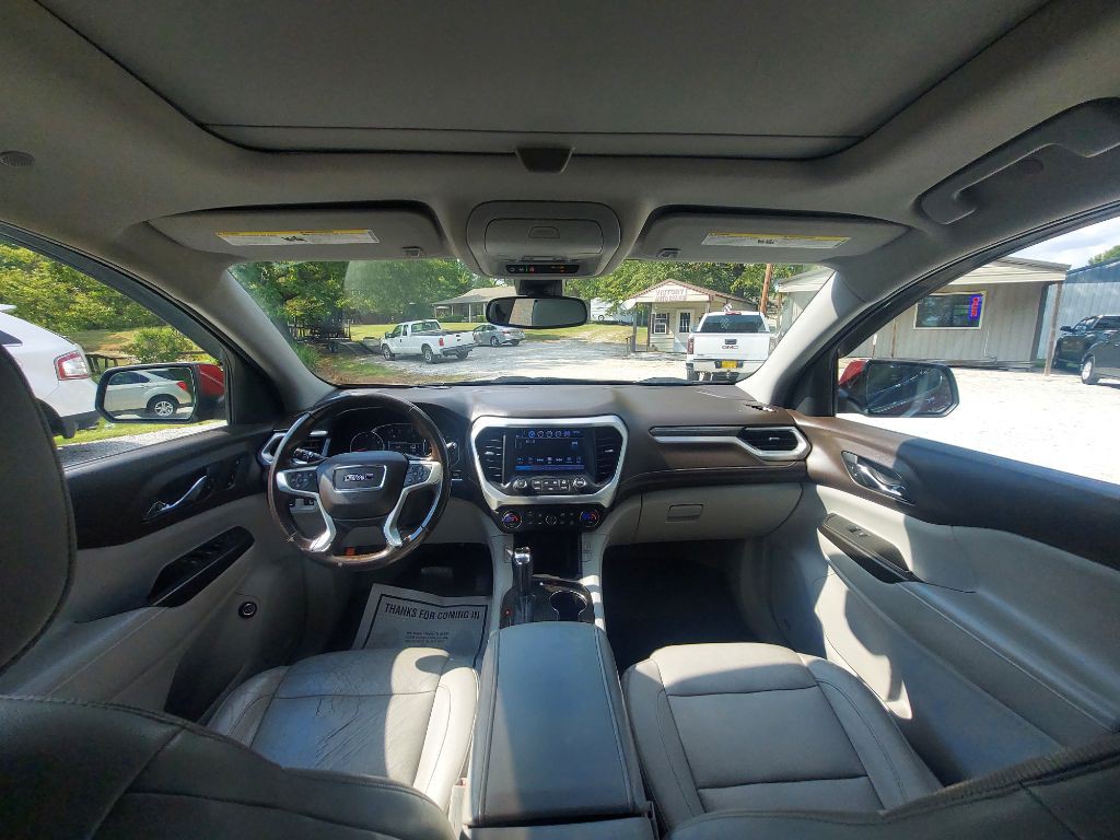 2018 GMC Acadia Image 8