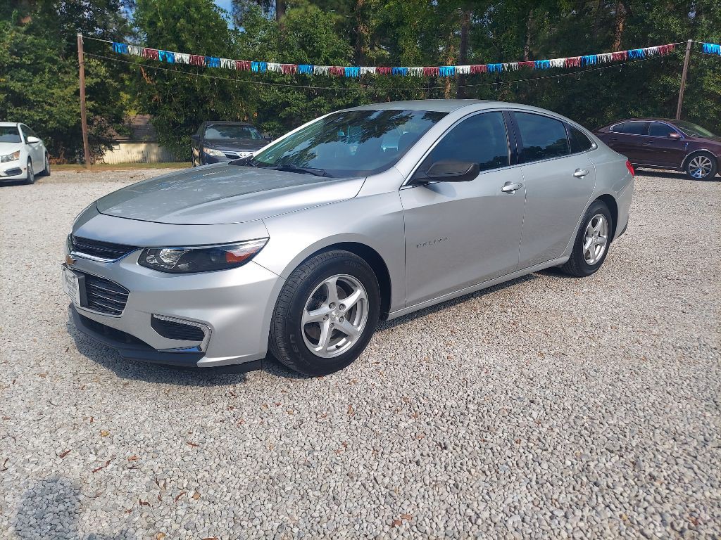 2017 Chevrolet Malibu Image 1