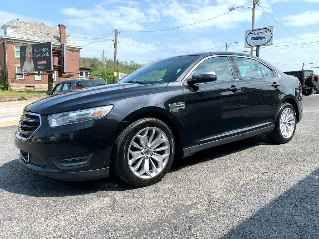 2013 Ford Taurus Image 1