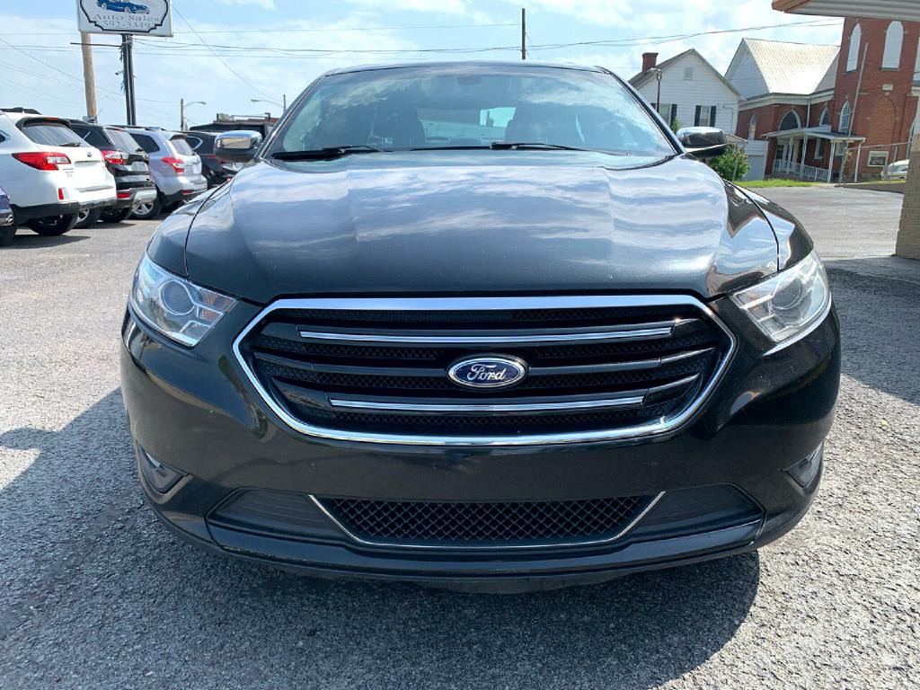 2013 Ford Taurus Image 8