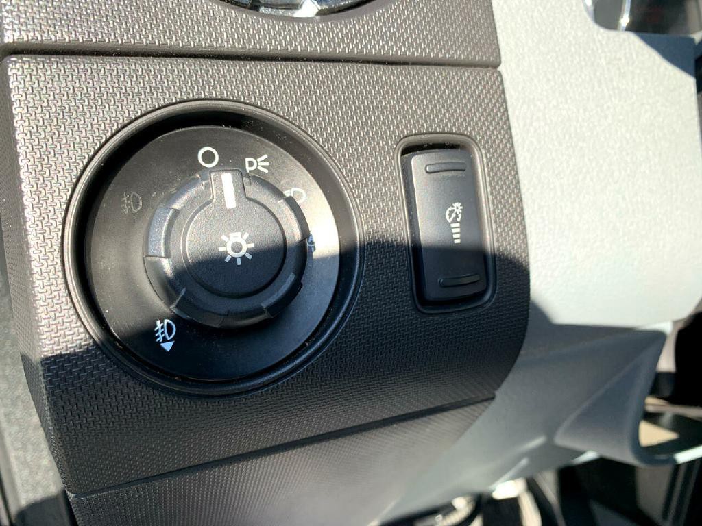 2014 Ford F-350 Image 21