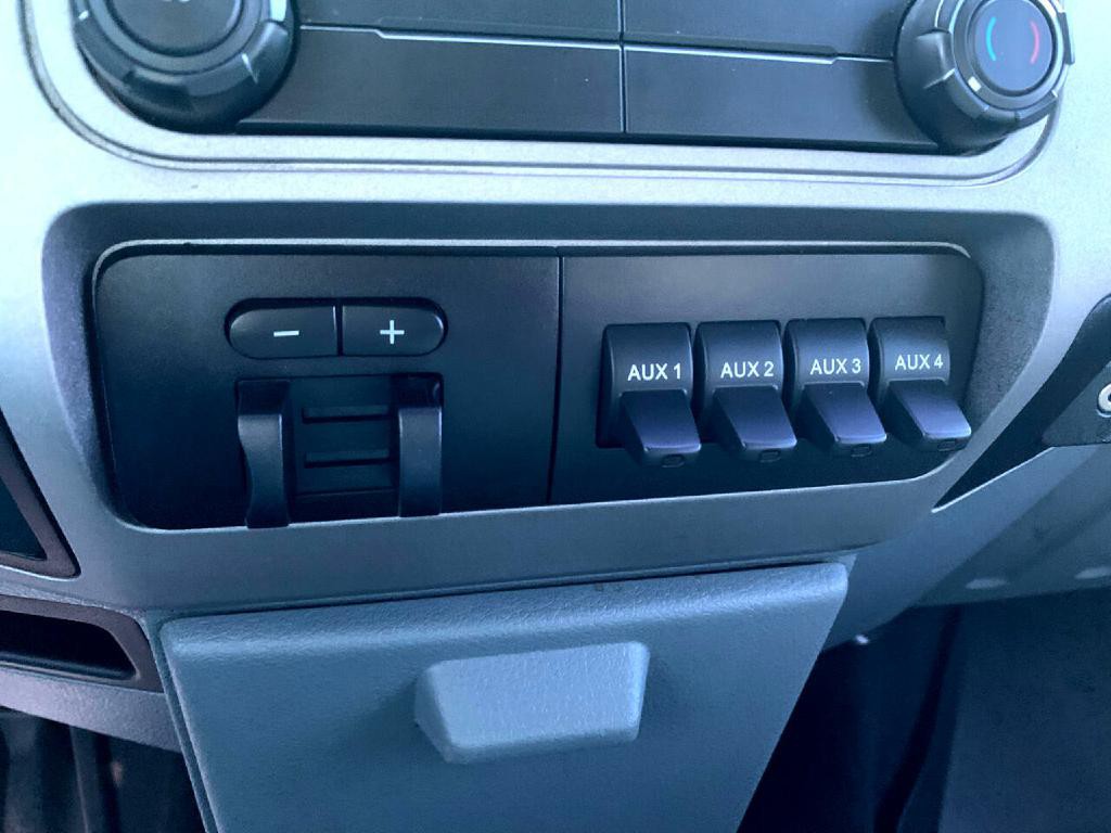 2014 Ford F-350 Image 29