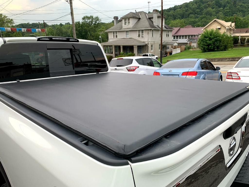 2019 Nissan Titan Image 9