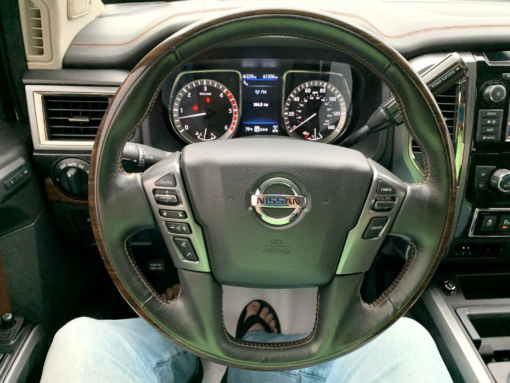 2019 Nissan Titan Image 18