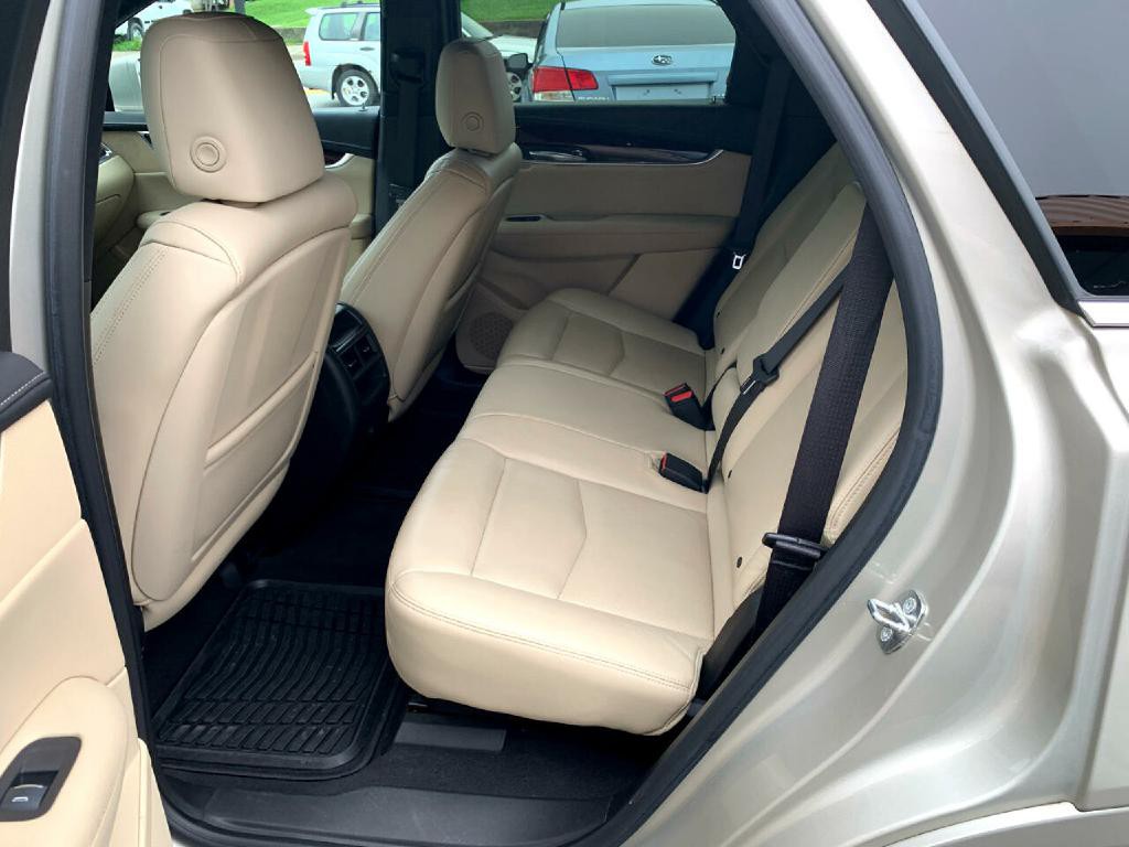2017 Cadillac XT5 Image 9