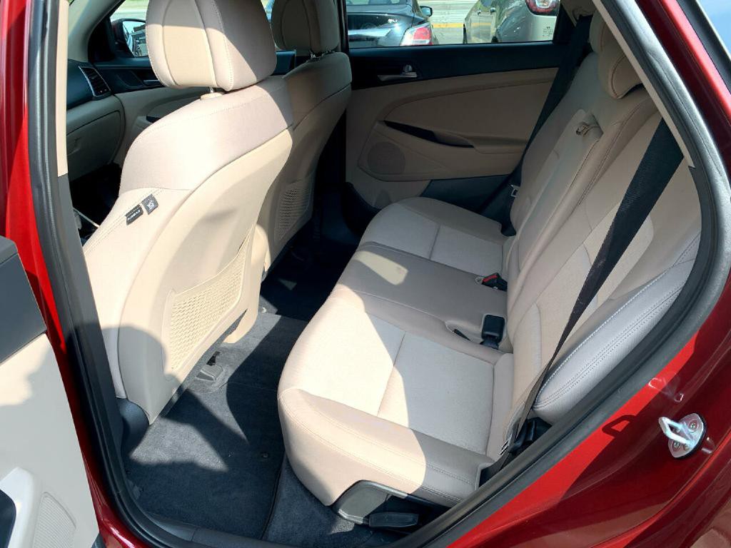 2016 Hyundai Tucson Image 11