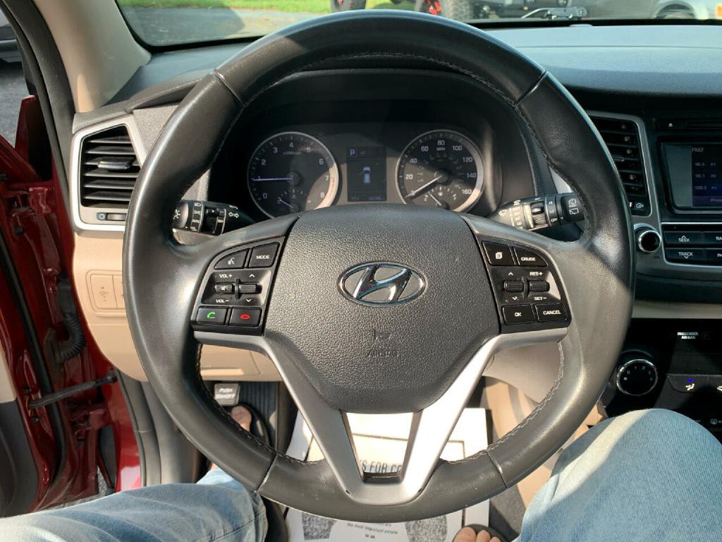 2016 Hyundai Tucson Image 17