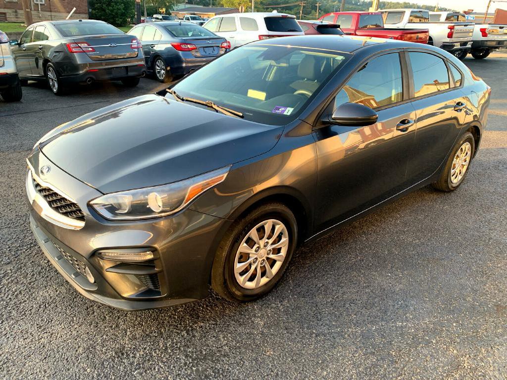 2019 Kia Forte Image 2