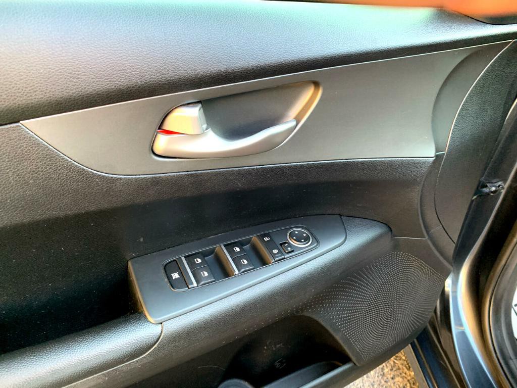 2019 Kia Forte Image 10