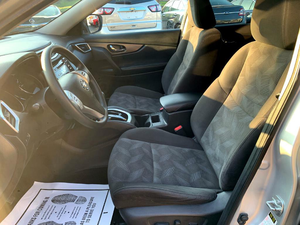 2015 Nissan Rogue Image 14