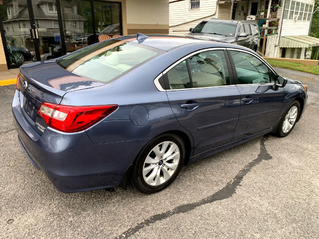 2016 Subaru Legacy Image 5