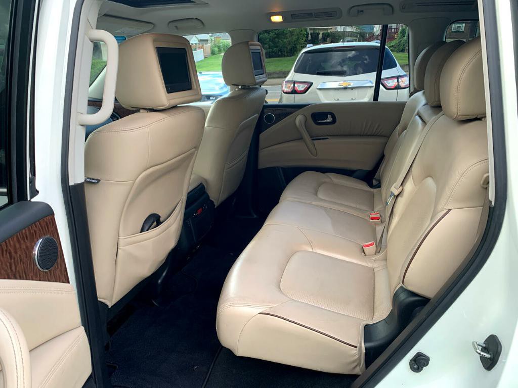 2017 Nissan Armada Image 13