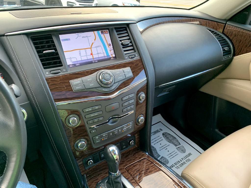 2017 Nissan Armada Image 22
