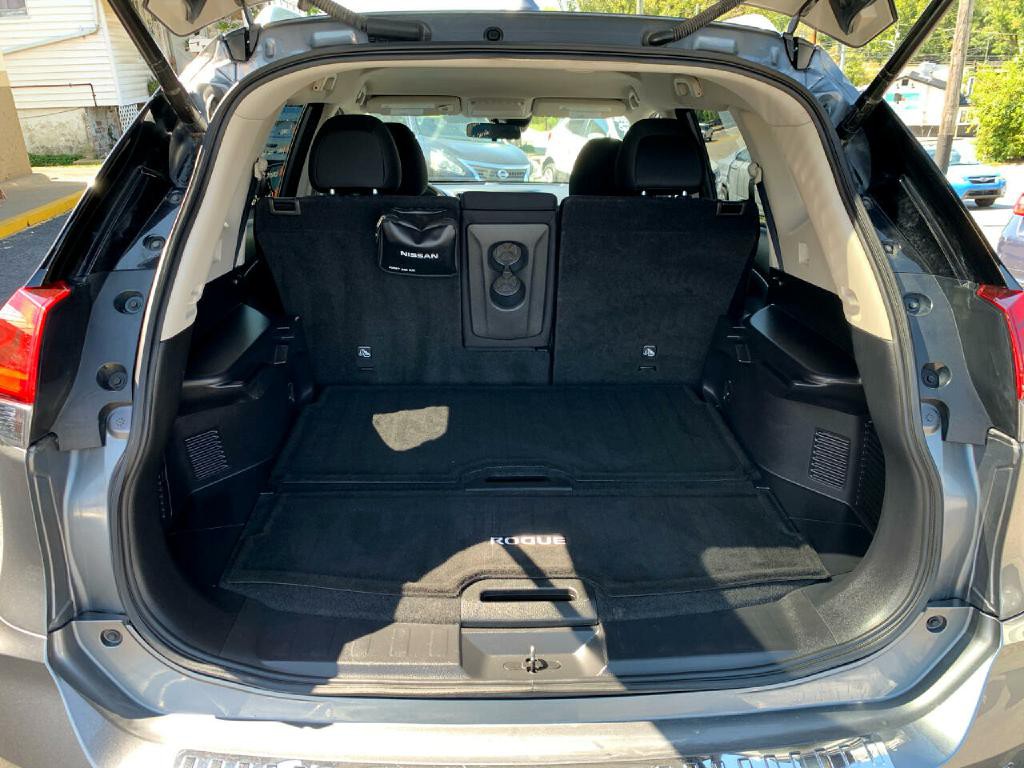 2019 Nissan Rogue Image 9