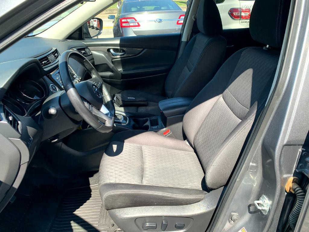 2019 Nissan Rogue Image 15