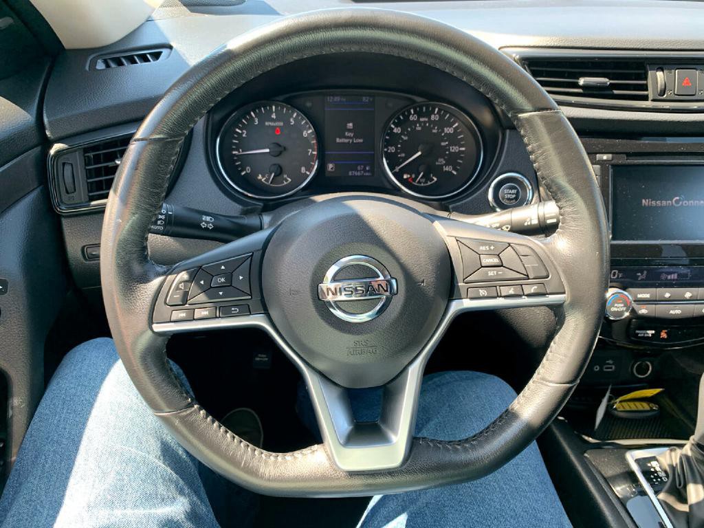2019 Nissan Rogue Image 17