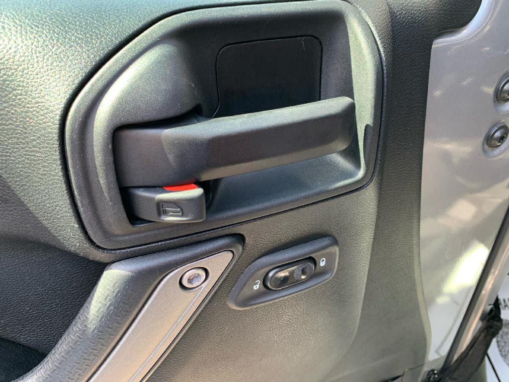 2018 Jeep Wrangler Image 11