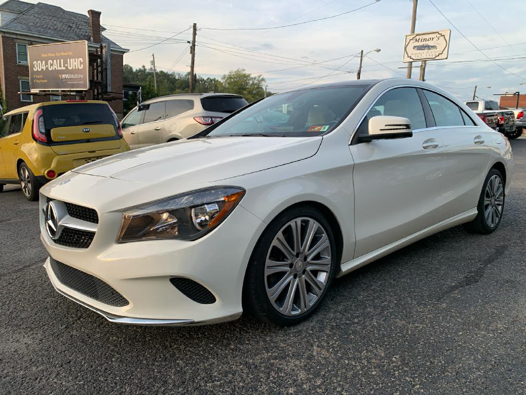 2017 Mercedes-Benz CLA-Class Image 1