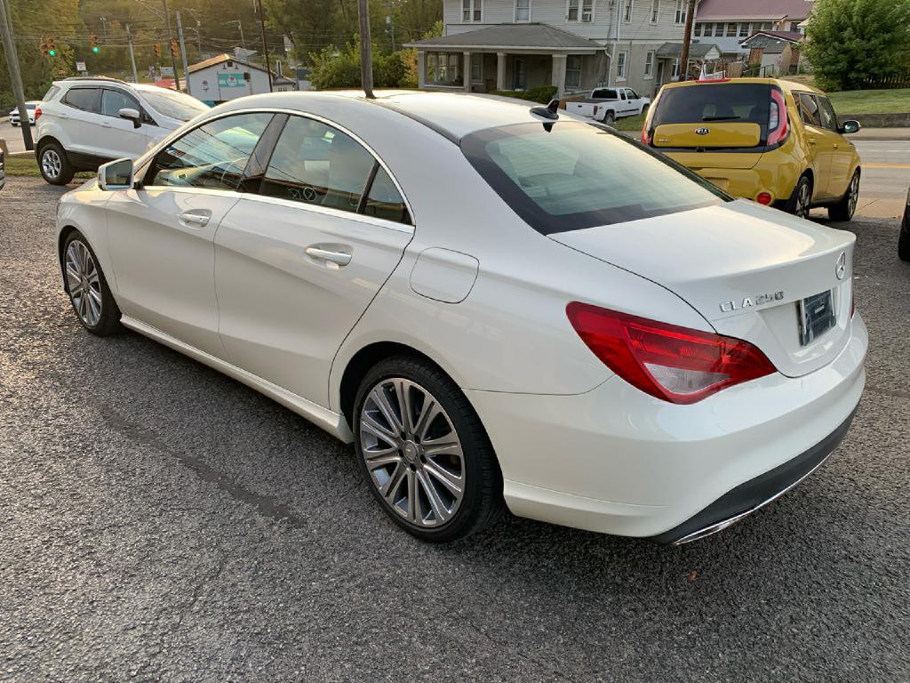 2017 Mercedes-Benz CLA-Class Image 2