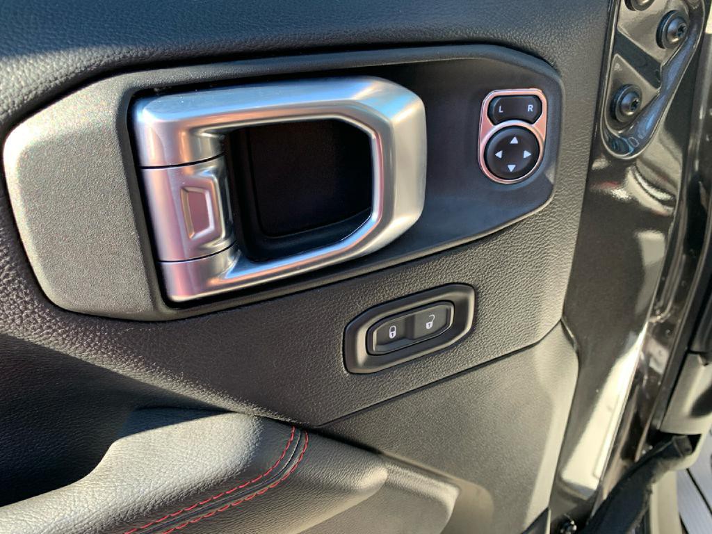 2021 Jeep Wrangler Image 13