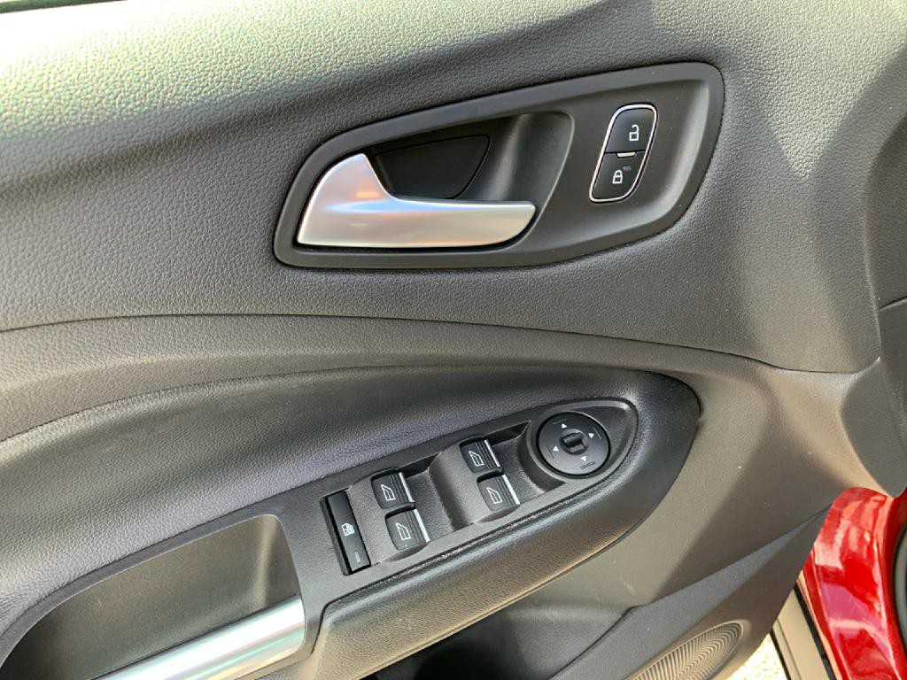 2019 Ford Escape Image 11