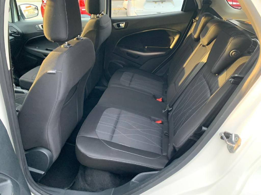 2018 Ford Econoline Image 9