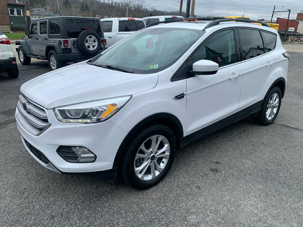 2018 Ford Escape Image 2