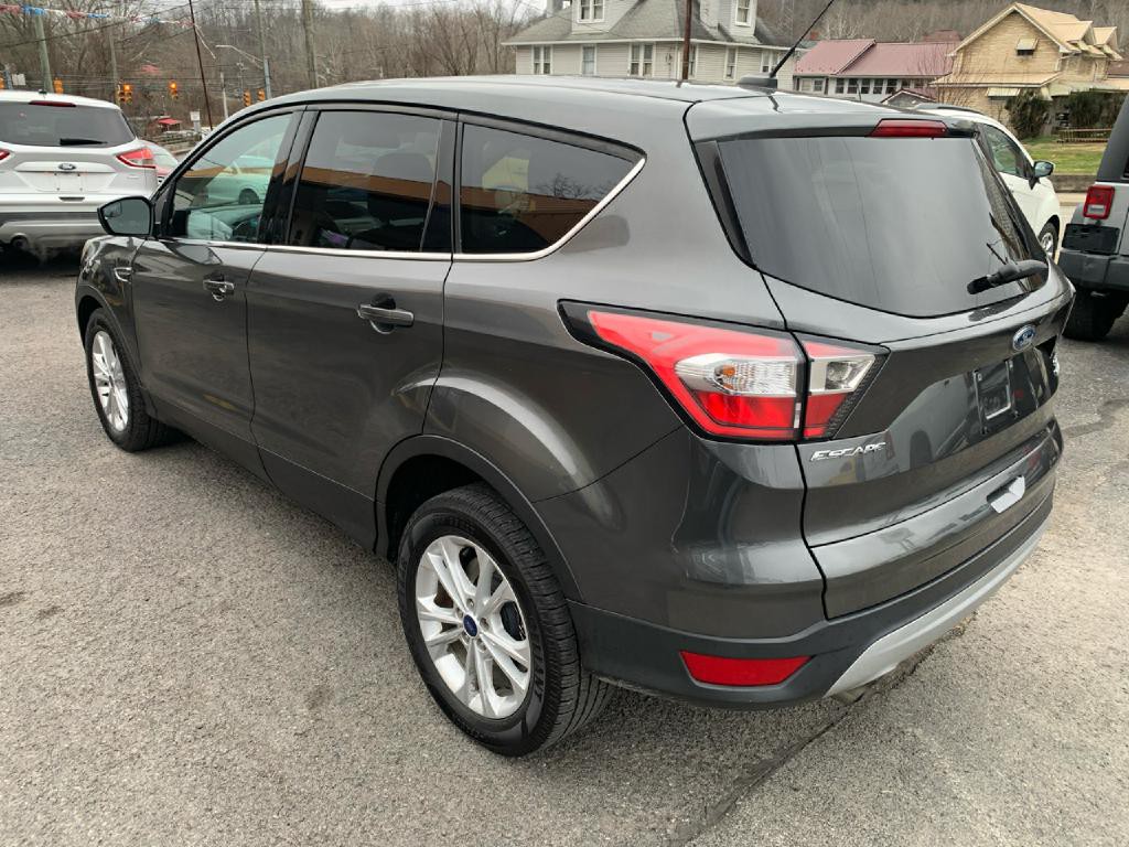 2017 Ford Escape Image 3