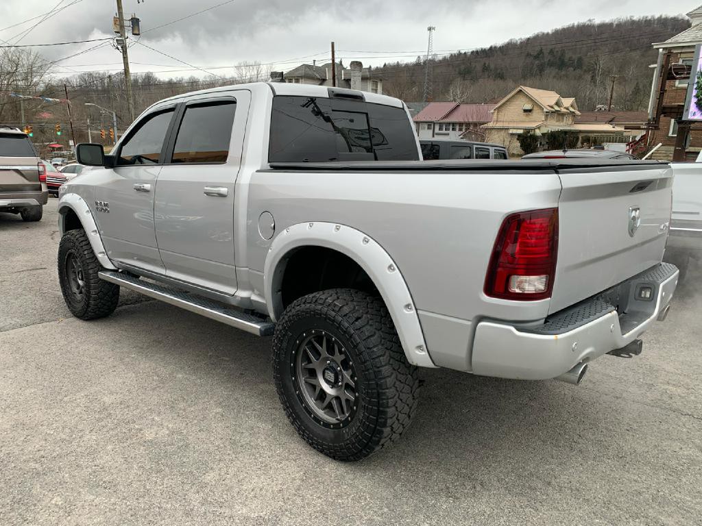 2017 RAM 1500 Image 3