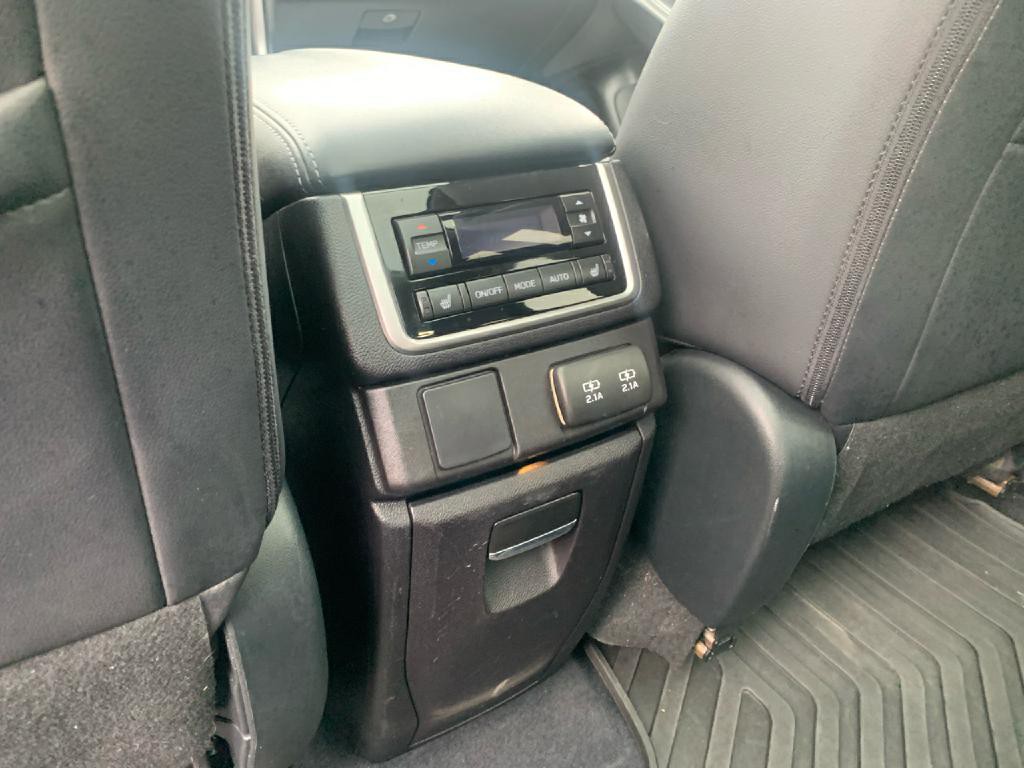 2021 Subaru Ascent Image 13