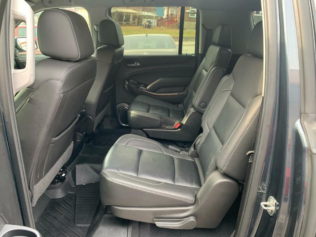2019 Chevrolet Suburban Image 10