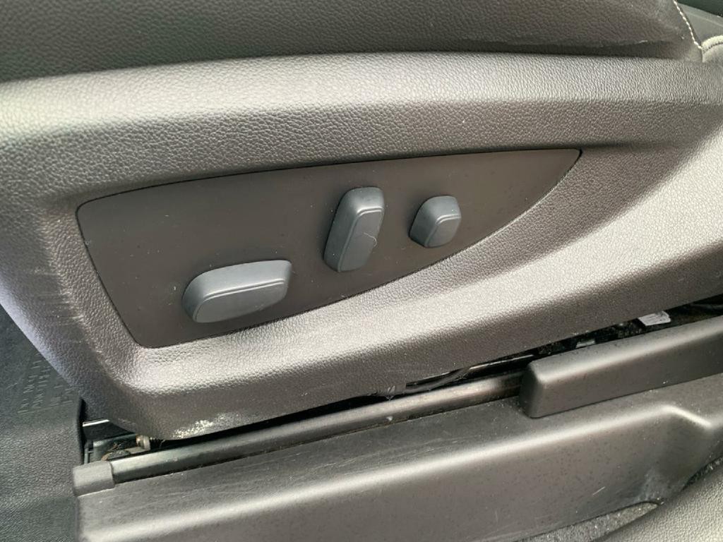 2019 Chevrolet Suburban Image 15