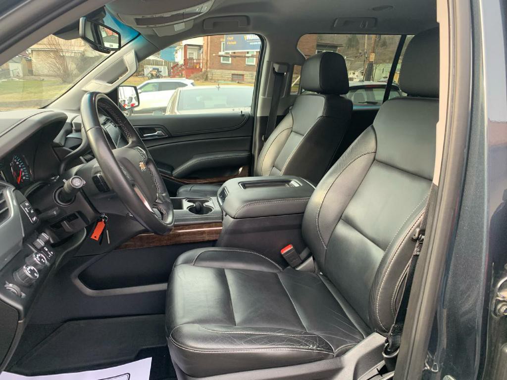 2019 Chevrolet Suburban Image 16