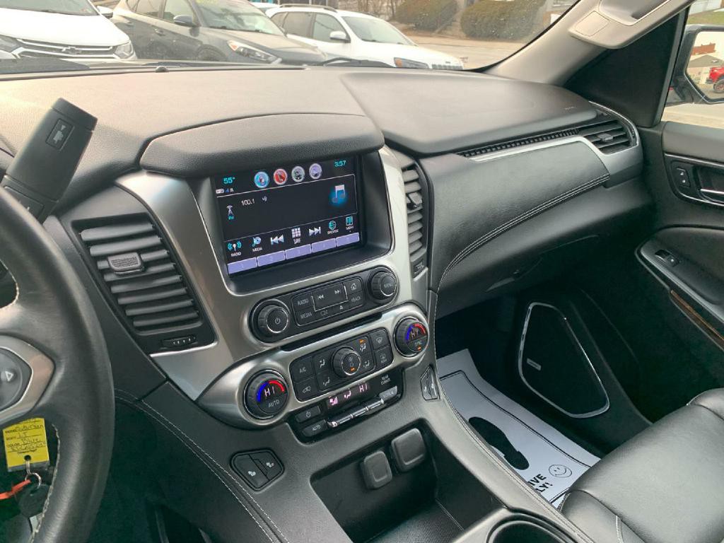 2019 Chevrolet Suburban Image 19