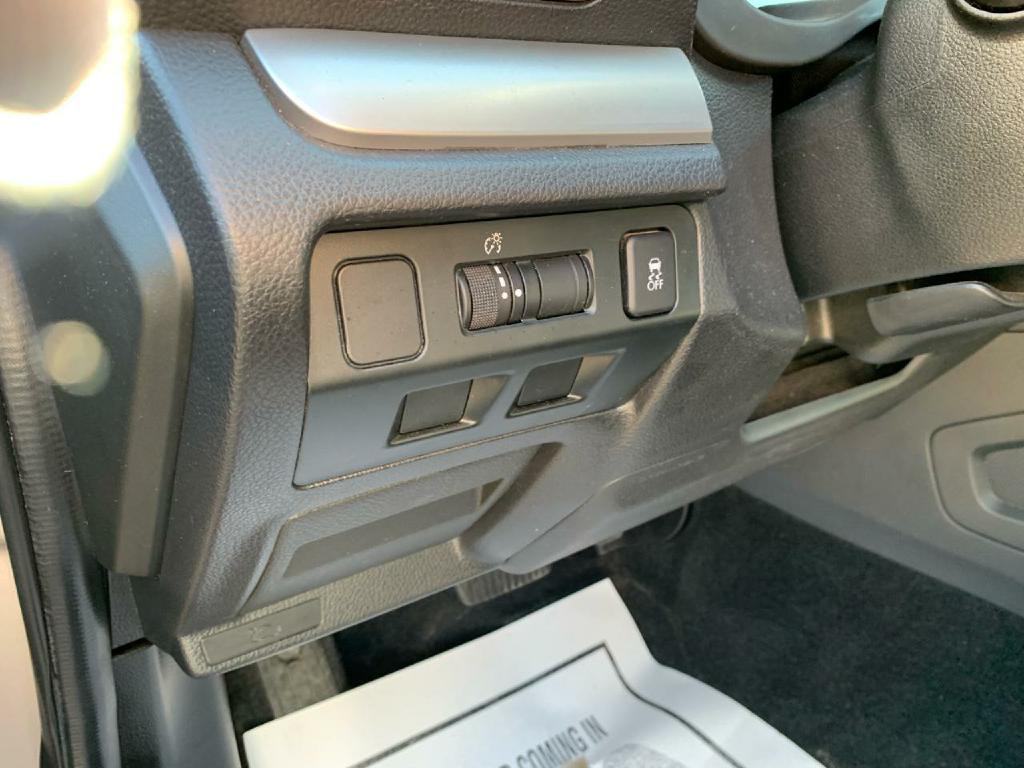 2016 Subaru Forester Image 11