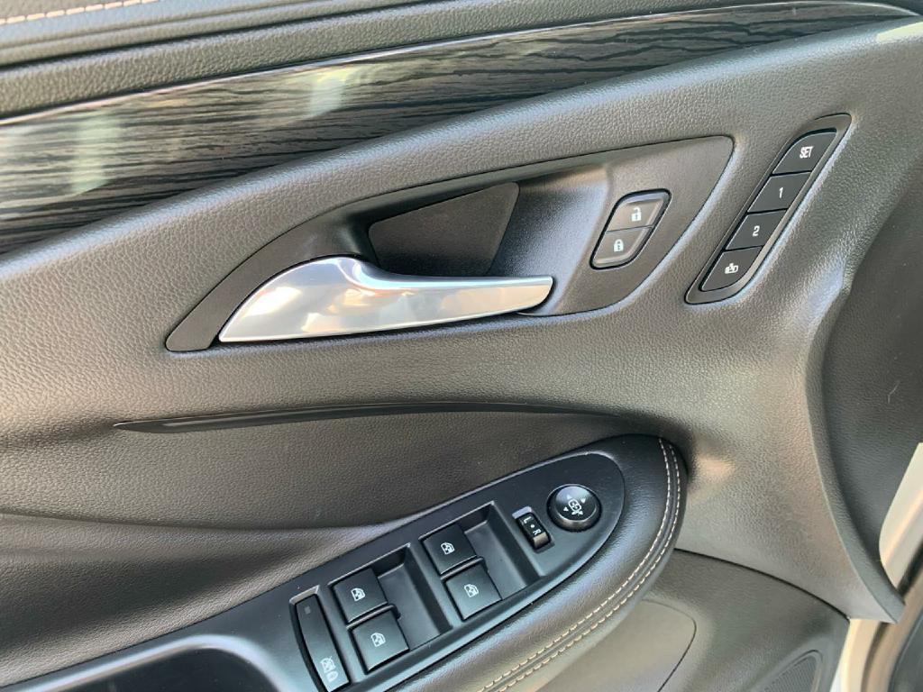 2017 Buick Envision Image 12
