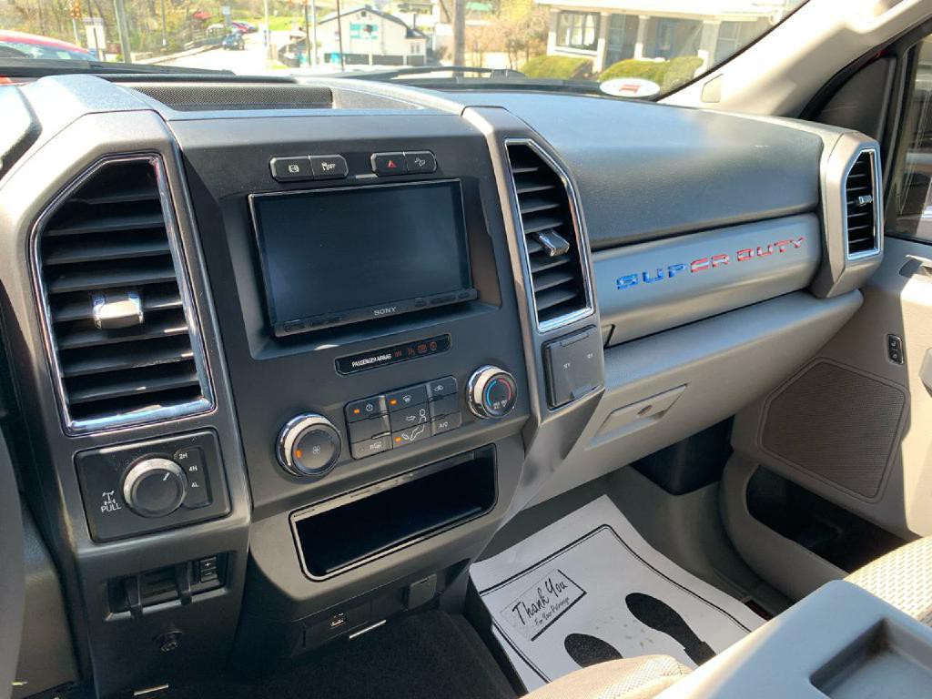 2017 Ford F-350 Image 18