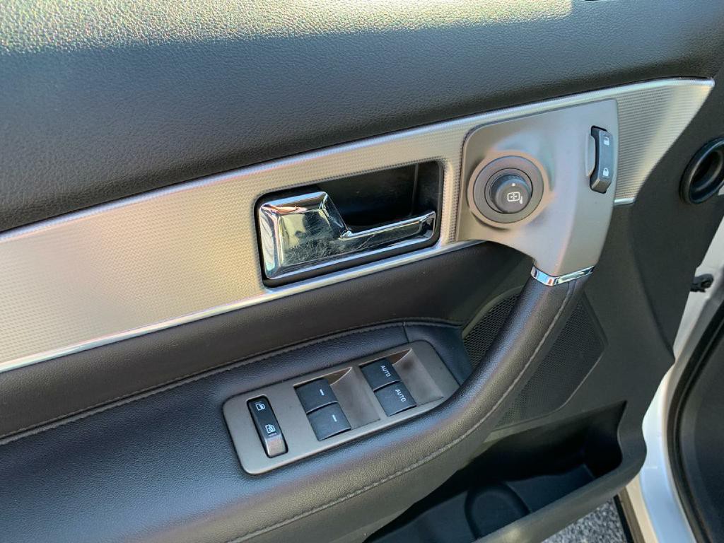 2014 Lincoln MKX Image 10