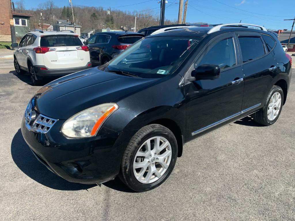 2013 Nissan Rogue Image 2
