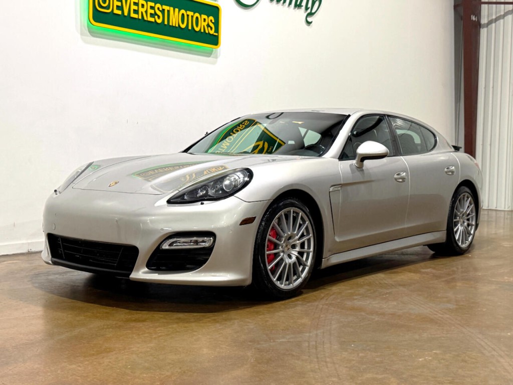 2013 Porsche Panamera Image 4