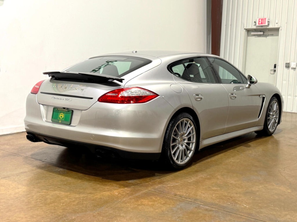 2013 Porsche Panamera Image 8