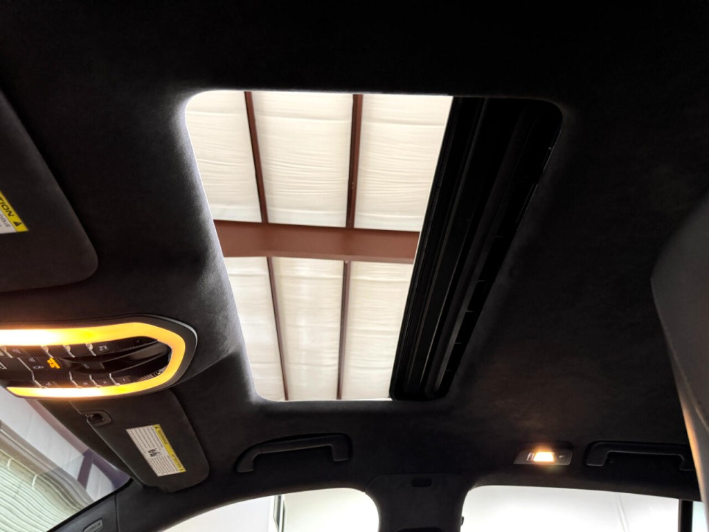 2013 Porsche Panamera Image 24