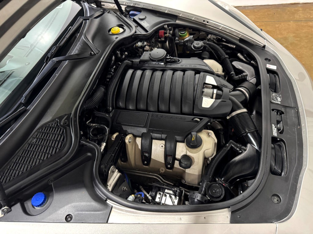 2013 Porsche Panamera Image 40