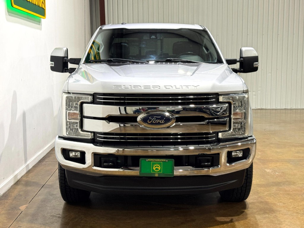 2017 Ford F-350 Image 2