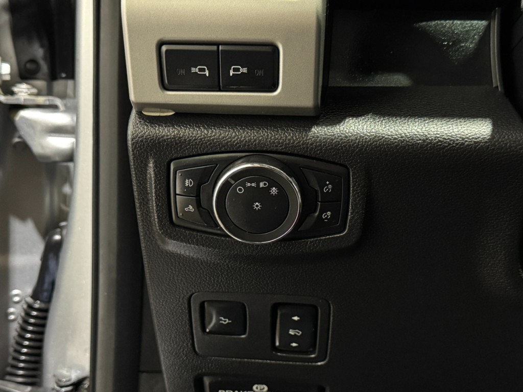 2017 Ford F-350 Image 27